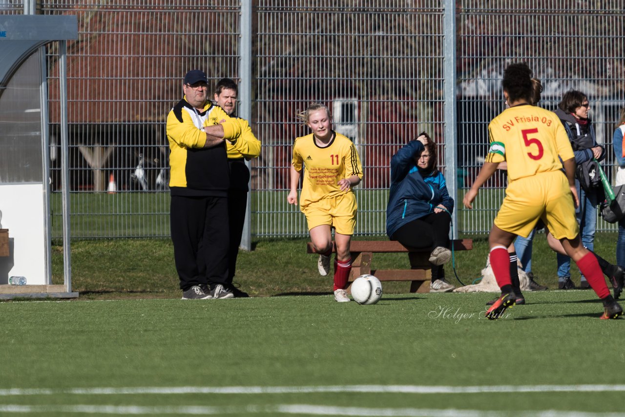 Bild 134 - B-Juniorinnen SG Weststeinburg/Bei - SV Fisia 03 : Ergebnis: 1:2